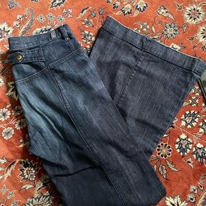 7 for All Mankind Flared leg jeans size 28